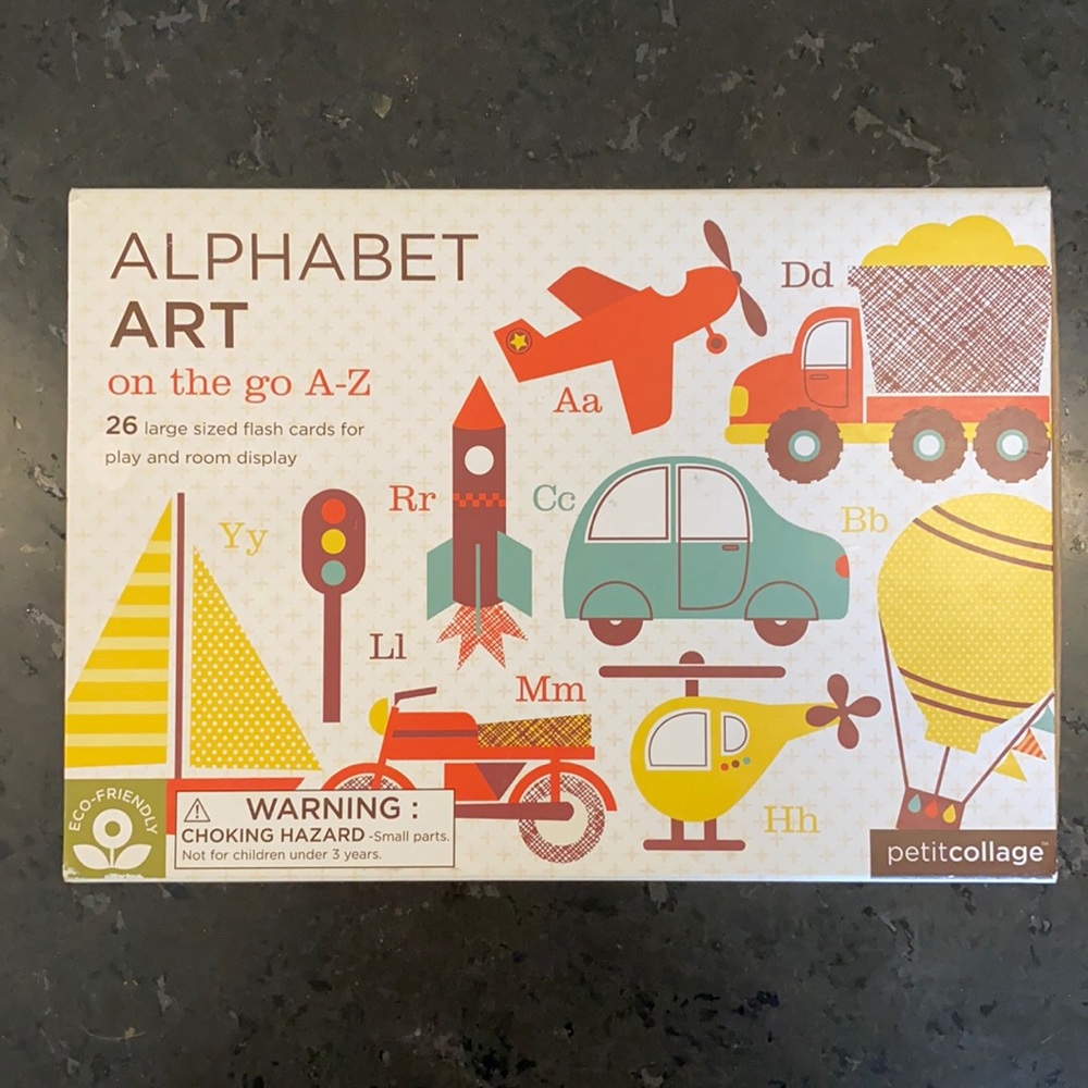petit collage Large Alphabet Flash Cards on the go A-Z